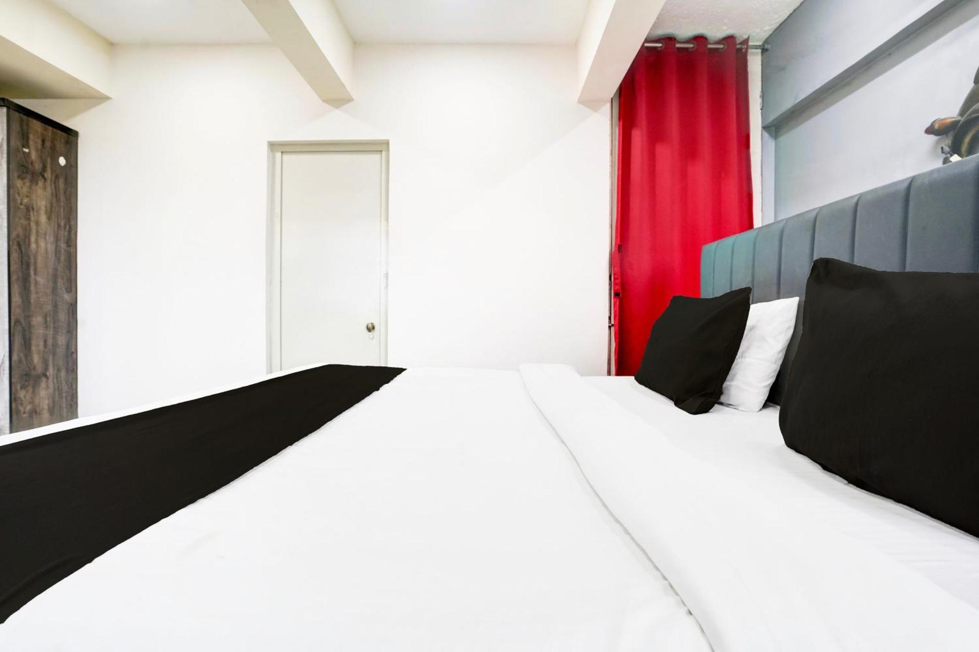 Super Hotel O Seawoods Near Palm Beach Road Formerly Sai Roop Navi Mumbai Exteriör bild