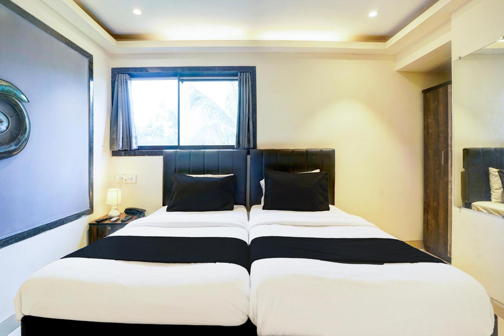 Super Hotel O Seawoods Near Palm Beach Road Formerly Sai Roop Navi Mumbai Exteriör bild