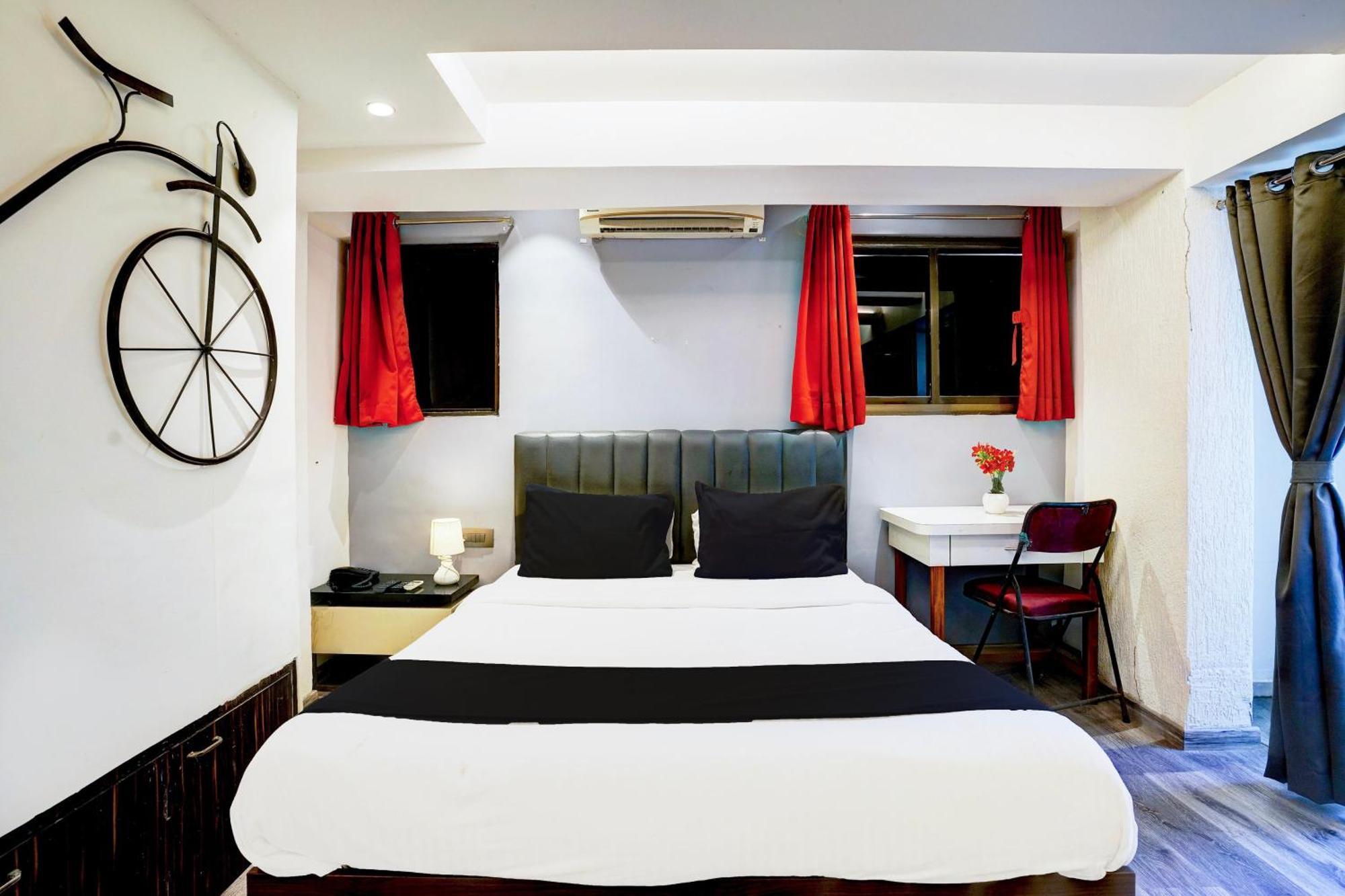 Super Hotel O Seawoods Near Palm Beach Road Formerly Sai Roop Navi Mumbai Exteriör bild