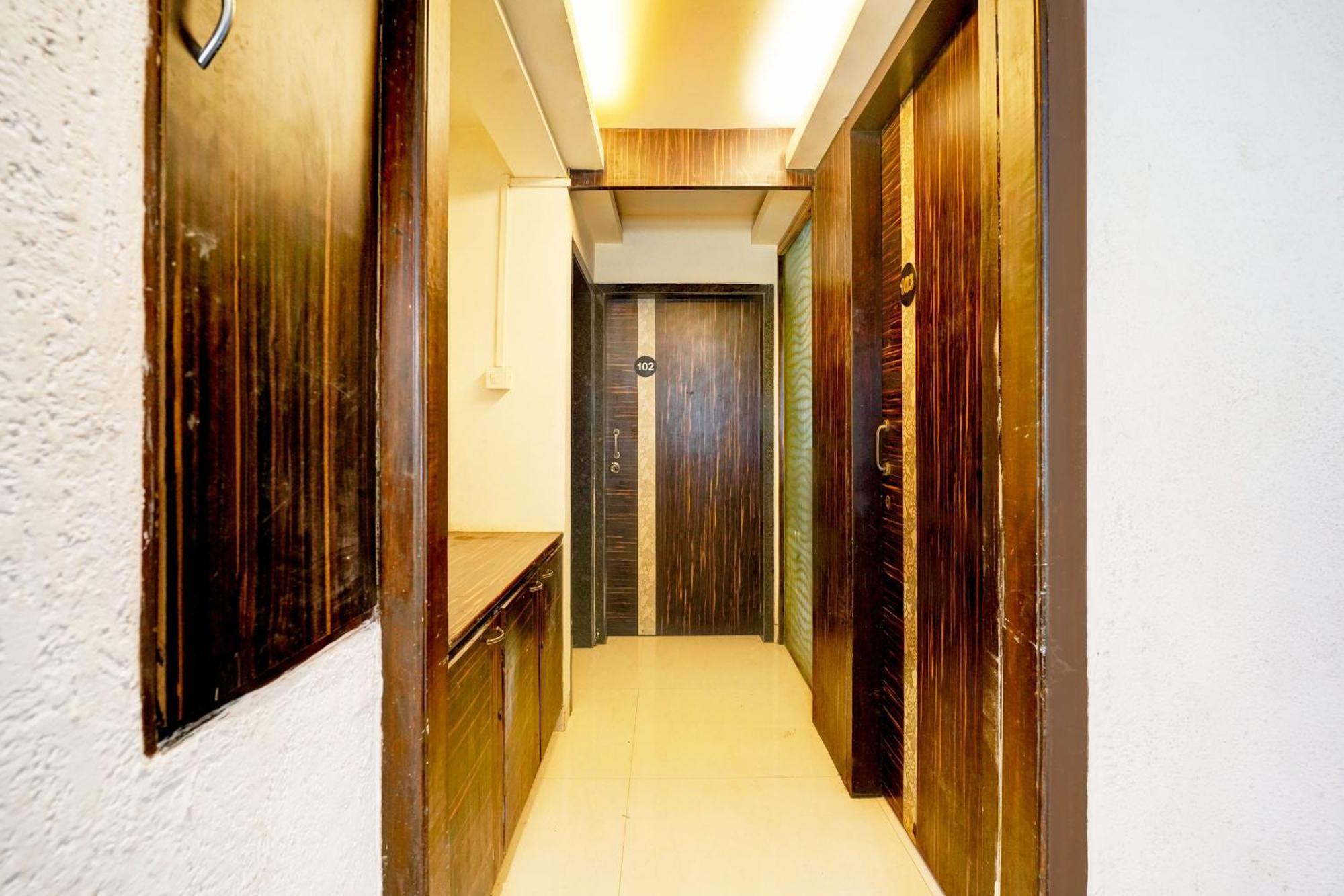 Super Hotel O Seawoods Near Palm Beach Road Formerly Sai Roop Navi Mumbai Exteriör bild